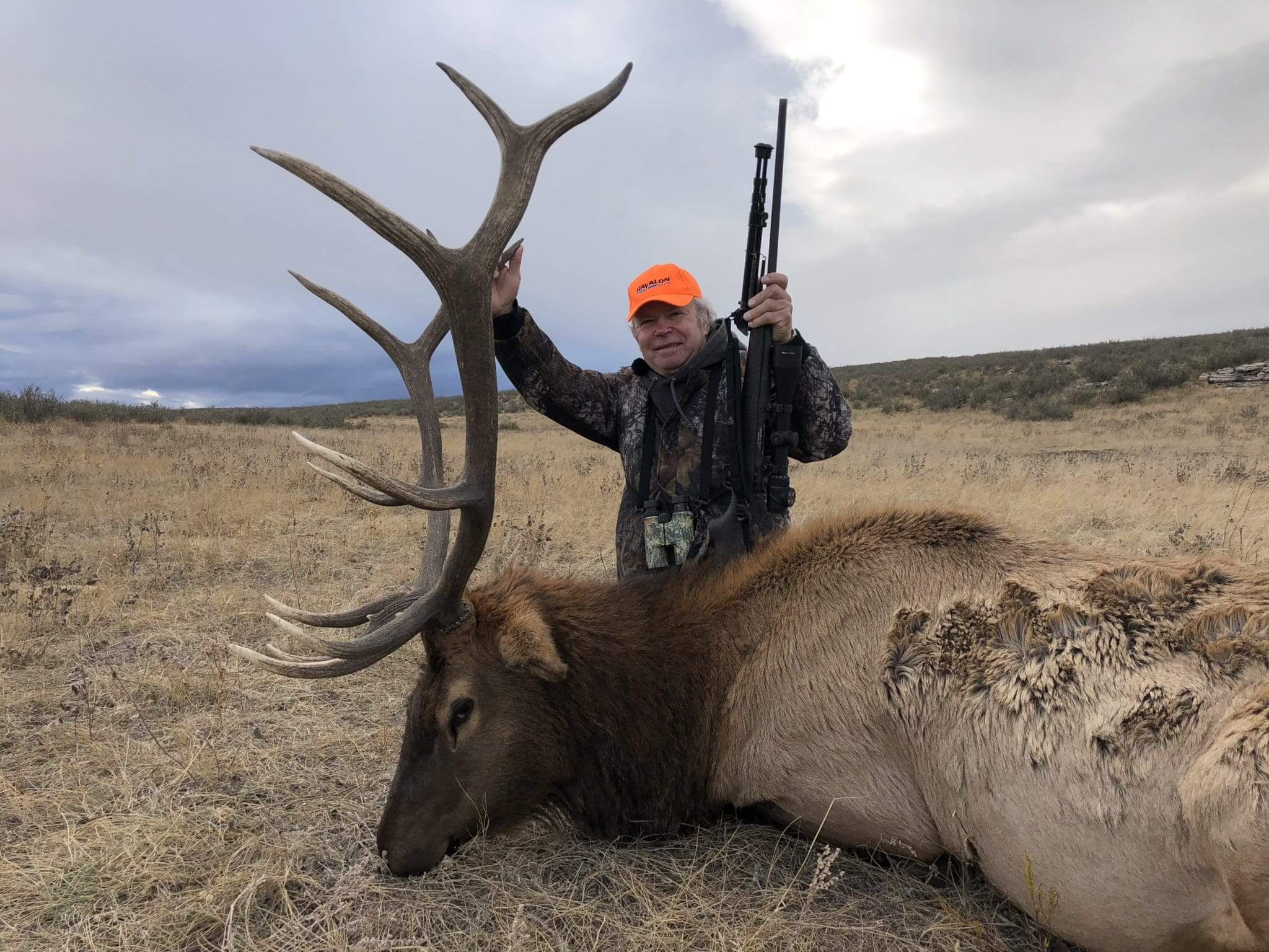 Guided hunting trips wyoming table mountain outfitters