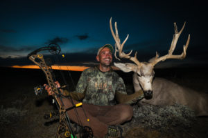 wyoming hunting trips outfitters